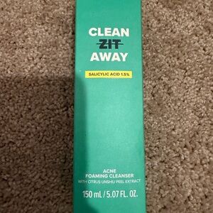 Clean ZIT Away Acne Foaming Cleanser - Green